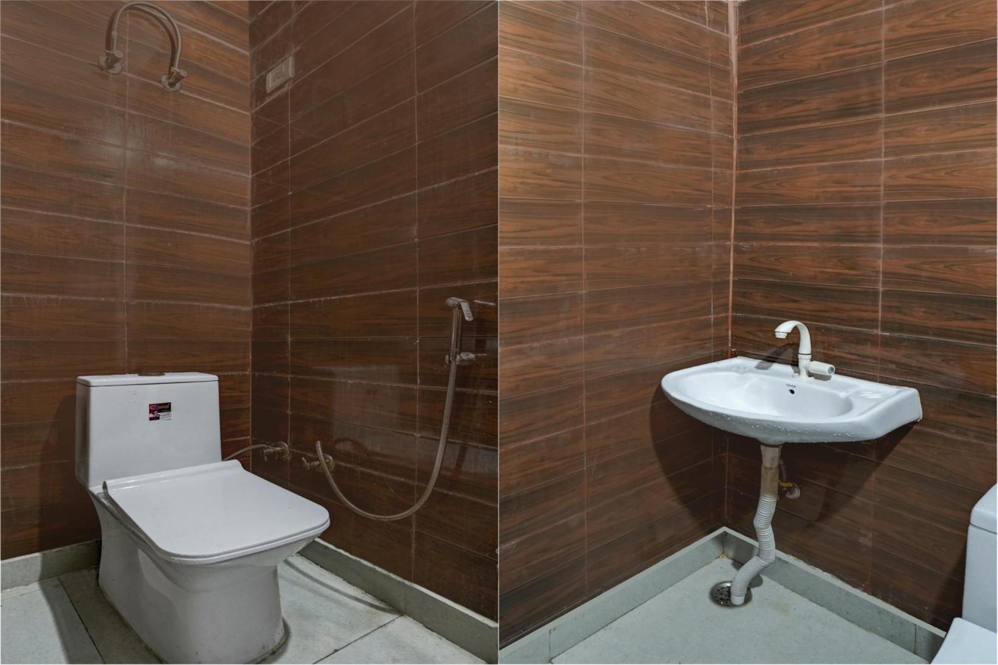 Spot On Shri Vip 2 Hotel Kalkaji Devi